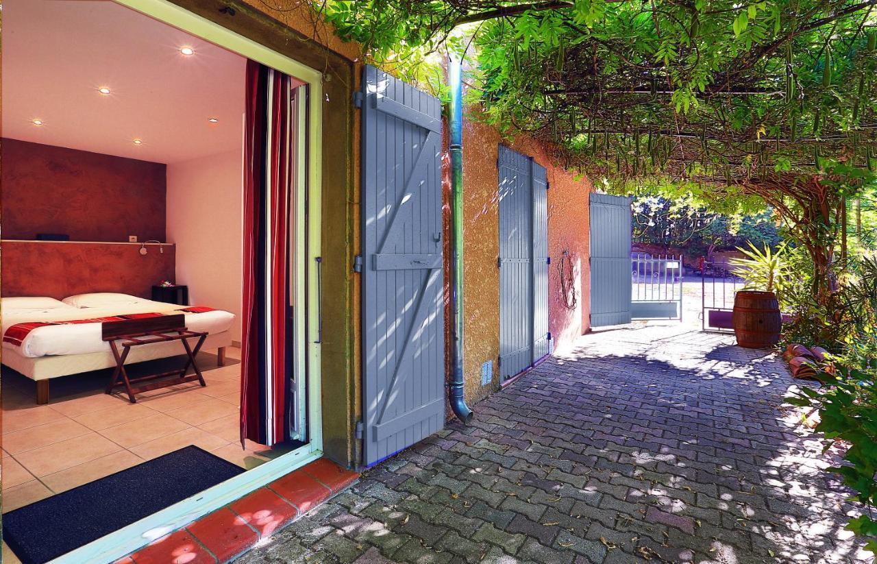 Logis Auberge Du Vigneron Cucugnan Exterior foto